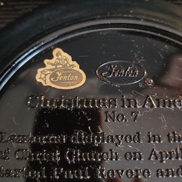 Fenton 1976 Christmas in America Plate No.7 The Old North Church W/ Sticker - Picture 3 of 5